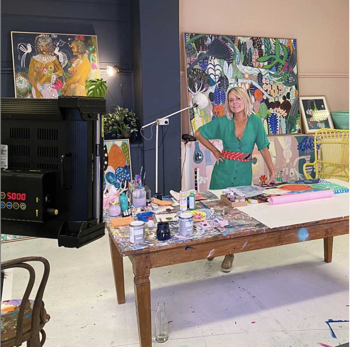 VIRTUAL ART MASTERCLASS - AT HOME WITH JESSIE BREAWELL